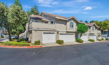 2880 Buena Crest Court, San Jose, California 95121, 2 Bedrooms Bedrooms, ,2 BathroomsBathrooms,Residential,Buy,2880 Buena Crest Court,ML81981816