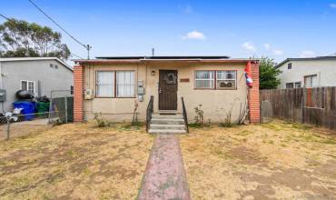 3936 Broadway, San Diego, California 92102, 2 Bedrooms Bedrooms, ,2 BathroomsBathrooms,Residential,Buy,3936 Broadway,240022931SD