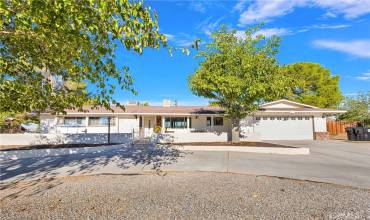 15940 Venango Road, Apple Valley, California 92307, 3 Bedrooms Bedrooms, ,2 BathroomsBathrooms,Residential,Buy,15940 Venango Road,HD24200078