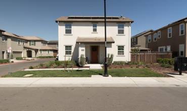 2049 Daimler Street, Lathrop, California 95330, 3 Bedrooms Bedrooms, ,2 BathroomsBathrooms,Residential,Buy,2049 Daimler Street,ML81981795