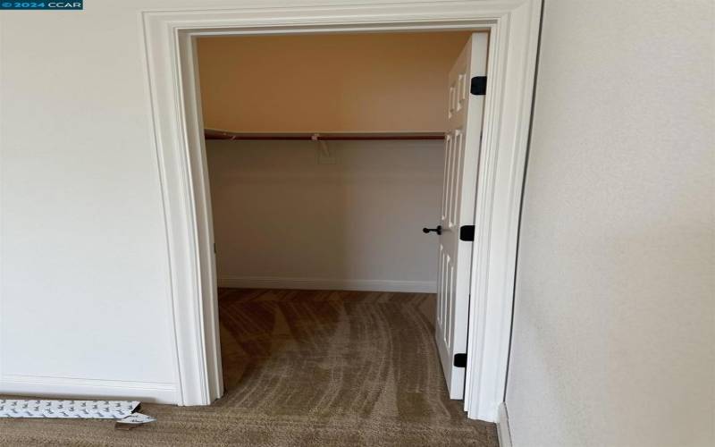 Upstair Bedroom Walk in closet