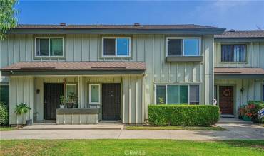 10005 Karmont Avenue, South Gate, California 90280, 3 Bedrooms Bedrooms, ,2 BathroomsBathrooms,Residential,Buy,10005 Karmont Avenue,PW24200445