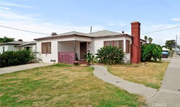 913 E Elm Street, Compton, California 90221, 2 Bedrooms Bedrooms, ,1 BathroomBathrooms,Residential,Buy,913 E Elm Street,IG24200348