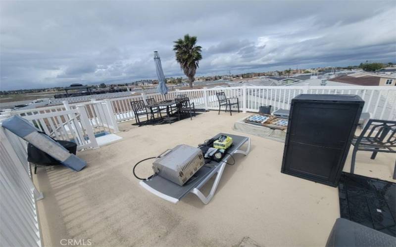 Upper Ocean View Deck