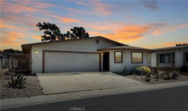 1812 Lynx, Escondido, California 92026, 3 Bedrooms Bedrooms, ,2 BathroomsBathrooms,Residential,Buy,1812 Lynx,EV24163722