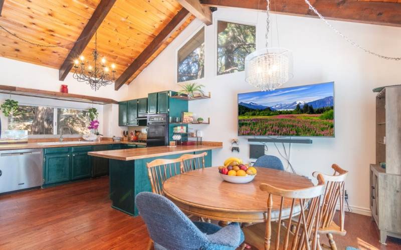 Top/Main level kitchen and breakfast nook