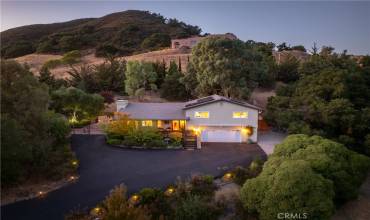 13875 Los Altos Road, Atascadero, California 93422, 3 Bedrooms Bedrooms, ,2 BathroomsBathrooms,Residential,Buy,13875 Los Altos Road,NS24169790