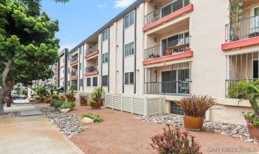 2244 2nd Ave 13, San Diego, California 92101, 1 Bedroom Bedrooms, ,1 BathroomBathrooms,Residential,Buy,2244 2nd Ave 13,240023101SD