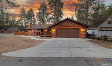 701 E Mountain View Boulevard, Big Bear City, California 92314, 3 Bedrooms Bedrooms, ,2 BathroomsBathrooms,Residential,Buy,701 E Mountain View Boulevard,PW24201653