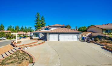 6950 Southridge Drive, Riverside, California 92506, 4 Bedrooms Bedrooms, ,3 BathroomsBathrooms,Residential,Buy,6950 Southridge Drive,OC24201756