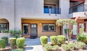 707 S Azusa Avenue B, Azusa, California 91702, 2 Bedrooms Bedrooms, ,2 BathroomsBathrooms,Residential,Buy,707 S Azusa Avenue B,SR24201523