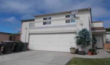 Salinas, California 93907, 3 Bedrooms Bedrooms, ,2 BathroomsBathrooms,Residential,Buy,ML81981583