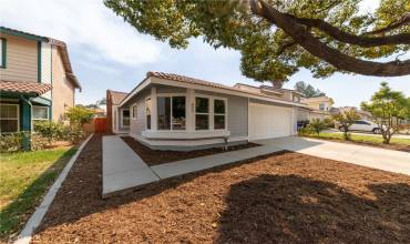 853 E Jackson Street, Rialto, California 92376, 3 Bedrooms Bedrooms, ,2 BathroomsBathrooms,Residential,Buy,853 E Jackson Street,CV24184081