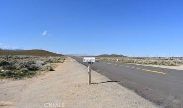 9867 Sierra Highway, Mojave, California 93501, ,Land,Buy,9867 Sierra Highway,SR23231202