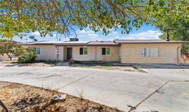 15063 Mauna Loa St, Hesperia, California 92345, 2 Bedrooms Bedrooms, ,2 BathroomsBathrooms,Residential,Buy,15063 Mauna Loa St,CV23193774