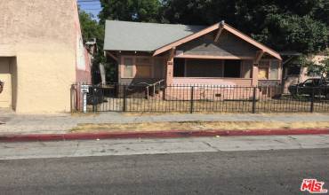 2808 MAPLE Avenue, Los Angeles, California 90011, 2 Bedrooms Bedrooms, ,Residential Income,Buy,2808 MAPLE Avenue,23294453