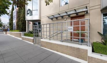 1585 State St, San Diego, California 92101, 2 Bedrooms Bedrooms, ,2 BathroomsBathrooms,Residential Lease,Rent,1585 State St,230010734SD