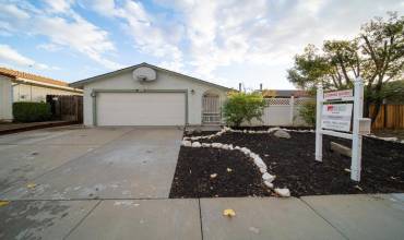 945 Matador Drive, Hollister, California 95023, 3 Bedrooms Bedrooms, ,2 BathroomsBathrooms,Residential,Buy,945 Matador Drive,ML81913195