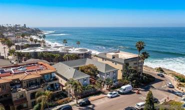 215 Bonair St 10, La Jolla, California 92037, 2 Bedrooms Bedrooms, ,1 BathroomBathrooms,Residential Lease,Rent,215 Bonair St 10,220020957SD