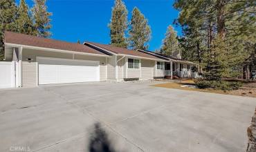 789 Raleigh Drive, Big Bear City, California 92314, 4 Bedrooms Bedrooms, ,2 BathroomsBathrooms,Residential,Buy,789 Raleigh Drive,OC22036068