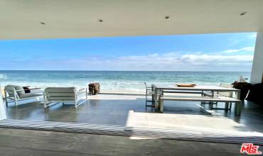 25366 Malibu Road 1, Malibu, California 90265, 2 Bedrooms Bedrooms, ,1 BathroomBathrooms,Residential Lease,Rent,25366 Malibu Road 1,21796320