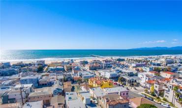 918 Monterey Boulevard, Hermosa Beach, California 90254, 3 Bedrooms Bedrooms, ,3 BathroomsBathrooms,Residential Lease,Rent,918 Monterey Boulevard,SB24202760