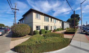 3939 Pacific Boulevard 3, San Mateo, California 94403, 2 Bedrooms Bedrooms, ,1 BathroomBathrooms,Residential Lease,Rent,3939 Pacific Boulevard 3,ML81982168