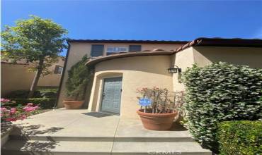 18 Duet, Irvine, California 92603, 3 Bedrooms Bedrooms, ,2 BathroomsBathrooms,Residential Lease,Rent,18 Duet,OC24202731