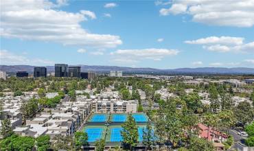 5530 Owensmouth Avenue 110, Woodland Hills, California 91367, 1 Bedroom Bedrooms, ,1 BathroomBathrooms,Residential,Buy,5530 Owensmouth Avenue 110,SR24202652