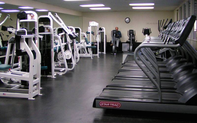 6 Fitness Room