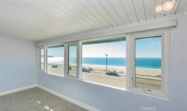 1710 Esplanade G, Redondo Beach, California 90277, 1 Bedroom Bedrooms, ,1 BathroomBathrooms,Residential Lease,Rent,1710 Esplanade G,SB24203107