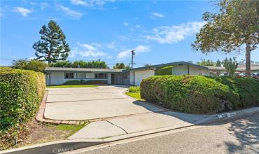 1014 S Hillborn Avenue, West Covina, California 91791, 4 Bedrooms Bedrooms, ,1 BathroomBathrooms,Residential,Buy,1014 S Hillborn Avenue,IV24203862