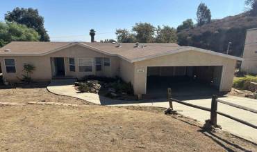 17215 Coleman, Lake Elsinore, California 92530, 3 Bedrooms Bedrooms, ,2 BathroomsBathrooms,Residential,Buy,17215 Coleman,240023219SD