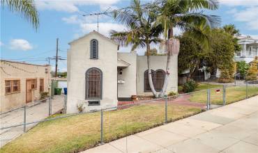 2353 Lucerne Ave, Los Angeles, California 90016, 2 Bedrooms Bedrooms, ,1 BathroomBathrooms,Residential,Buy,2353 Lucerne Ave,DW24204545