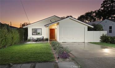 10529 Fernglen Avenue, Tujunga, California 91042, 2 Bedrooms Bedrooms, ,1 BathroomBathrooms,Residential,Buy,10529 Fernglen Avenue,GD24203806