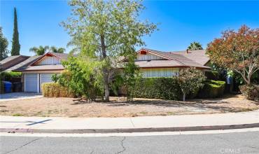 3355 Santa Cruz Drive, Riverside, California 92507, 5 Bedrooms Bedrooms, ,2 BathroomsBathrooms,Residential,Buy,3355 Santa Cruz Drive,OC24163460