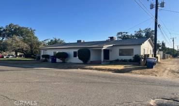 450 S 4th Street, Chowchilla, California 93610, 4 Bedrooms Bedrooms, ,2 BathroomsBathrooms,Residential,Buy,450 S 4th Street,MC24202449