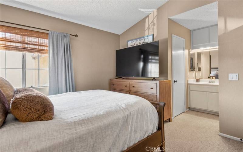 2nd Primary suite, Walk in closet, Walk in Shower