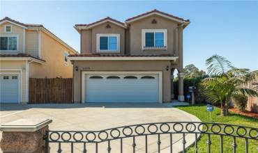 14625 Lemoli Avenue, Hawthorne, California 90250, 4 Bedrooms Bedrooms, ,2 BathroomsBathrooms,Residential Lease,Rent,14625 Lemoli Avenue,SB24164609