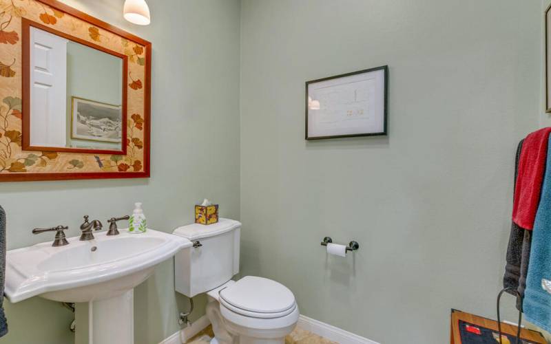 24 POWDER ROOM MLS