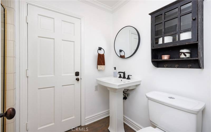 Guest bathroom with shower