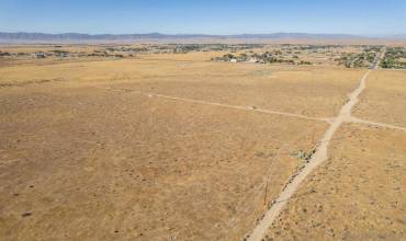 0 E 77 St W, Lancaster, California 93536, ,Land,Buy,0 E 77 St W,240023481SD