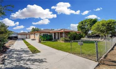 4144 Center Avenue, Norco, California 92860, 4 Bedrooms Bedrooms, ,2 BathroomsBathrooms,Residential,Buy,4144 Center Avenue,IG24204306