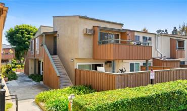 1001 W Stevens Avenue 204, Santa Ana, California 92707, 2 Bedrooms Bedrooms, ,2 BathroomsBathrooms,Residential,Buy,1001 W Stevens Avenue 204,PW24201033