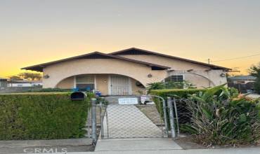 221 N Pasadena Avenue, Azusa, California 91702, 2 Bedrooms Bedrooms, ,1 BathroomBathrooms,Residential,Buy,221 N Pasadena Avenue,TR24199719