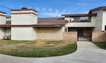 1421 W Puente Avenue, West Covina, California 91790, 3 Bedrooms Bedrooms, ,3 BathroomsBathrooms,Residential Lease,Rent,1421 W Puente Avenue,WS24206413