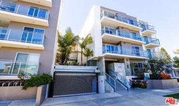 111 Kings ph2, Los Angeles, California 90048, 3 Bedrooms Bedrooms, ,3 BathroomsBathrooms,Residential Lease,Rent,111 Kings ph2,24449105