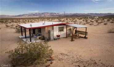 66488 Pole Line Road, Joshua Tree, California 92252, ,1 BathroomBathrooms,Residential,Buy,66488 Pole Line Road,JT24206305