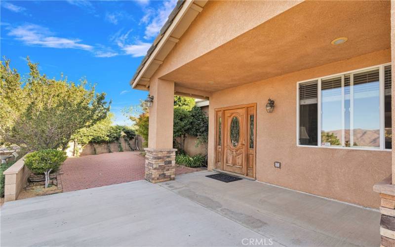 Large front porch with amazing views!