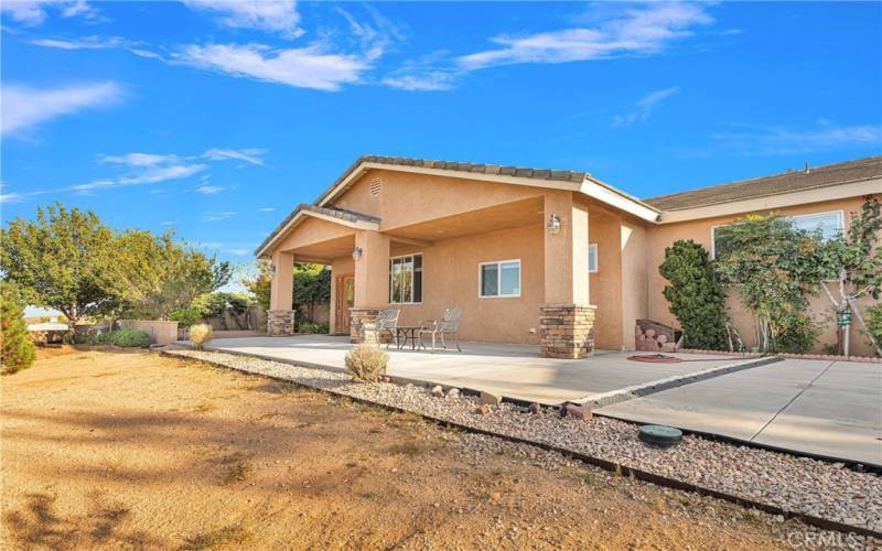 Large front porch and parking area.